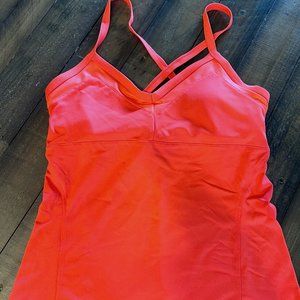 ALO Linear Bra Tank // Yoga Tank, Size Medium, Poppy Color